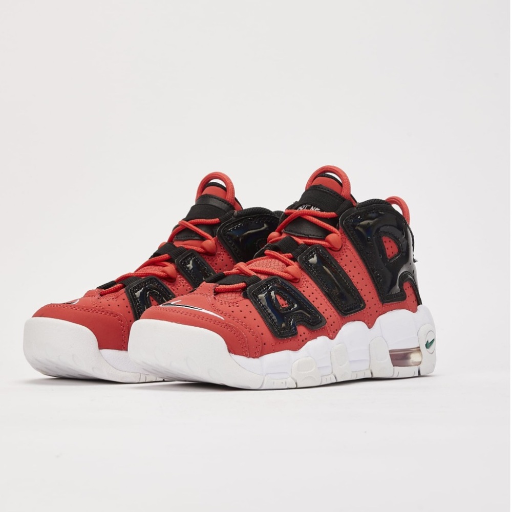 NIKE AIR MORE UPTEMPO Sneakers boys sz 6 women’s 7.5